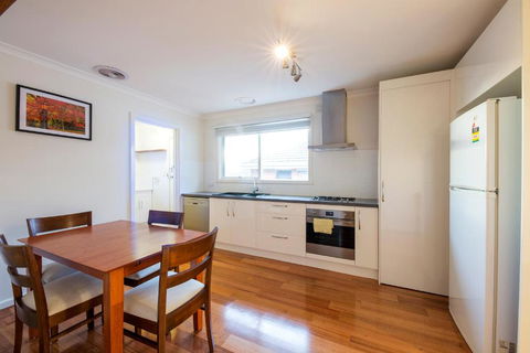 Rent Melbourne - Hotels Melbourne 0