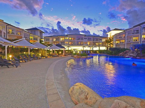 RESORT ON THE BEACH 2214/2215 - Hotels Melbourne 0