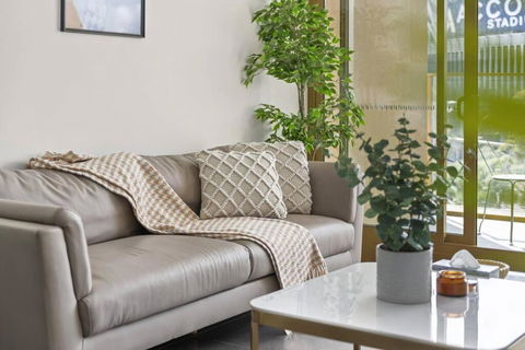 Resort Style Living One Bedroom Apt Olympic Park - Hotels Melbourne 3