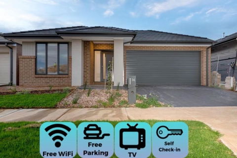 ResortStyle 4BR House With Parking - Hotels Melbourne 0