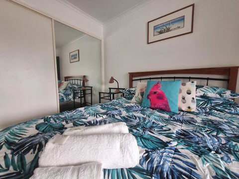 Residential Two-bedroom Unit On The Strand, Self-check In, Wi-fi - Hotels Melbourne 2