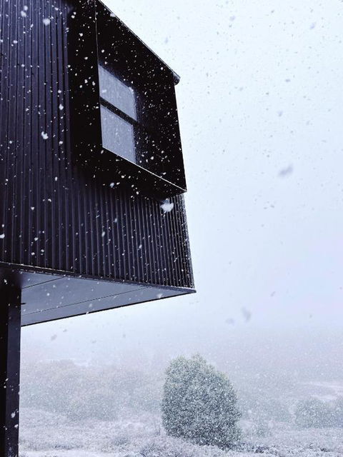 Roam Merrijig - Luxury Stay With Mountain Views - Foothills Of Mt Buller - Hotels Melbourne 3
