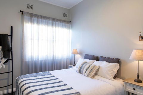 Robertson Public House And Kitchen - Hotels Melbourne 2