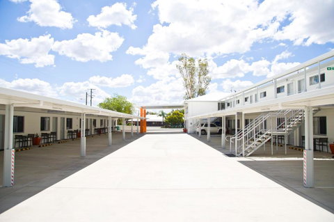 Roma Central Motel - Hotels Melbourne 3