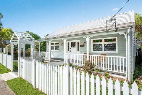 Rosemill Cottage - Mobility Friendly Accommodation Never Looked Better! - Hotels Melbourne 0