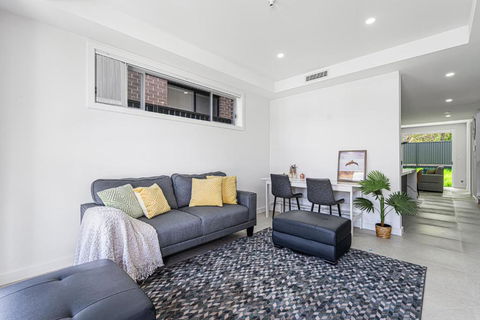 Rousehill 5Br With Pool Near Shopping Centre&Train - Hotels Melbourne 2