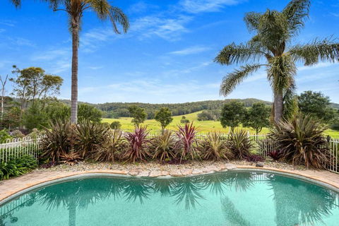 Roxy - A Secluded Luxury Estate Near Berry, Where Serenity Meets Family Comfort - Hotels Melbourne 0