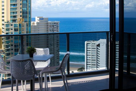 Ruby Apartments - Self Contained, Privately Managed Apartments - Hotels Melbourne 0