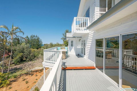 Salt Spray - Hotels Melbourne 2