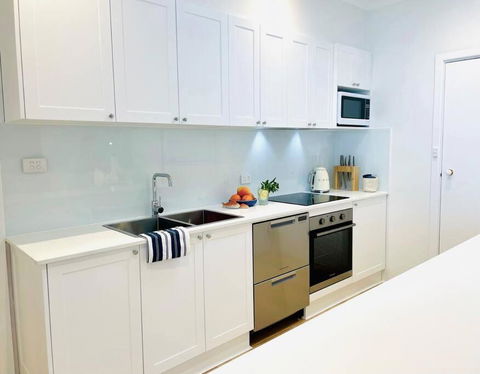 SALTY SNOOZE - Your Coastal Holiday House - Hotels Melbourne 2