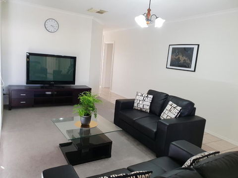 SAN Mateo - Hotels Melbourne 1