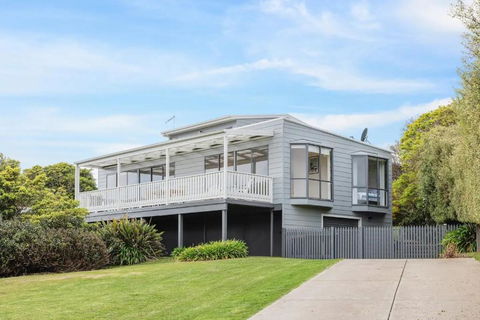 San Remo Panorama By Ready Set Stay - BYO LINEN & TOWELS - Hotels Melbourne 2