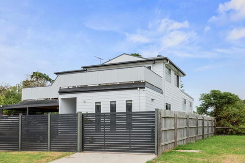 Sanctuary Lodge By Ready Set Stay - BYO LINEN & TOWELS - Hotels Melbourne 2