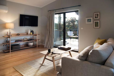 Sanctum - Hotels Melbourne 1
