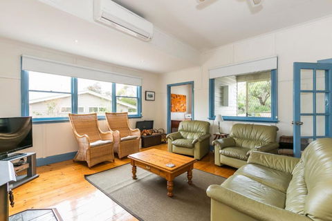 Sand Surf And Sunshine - Hotels Melbourne 3