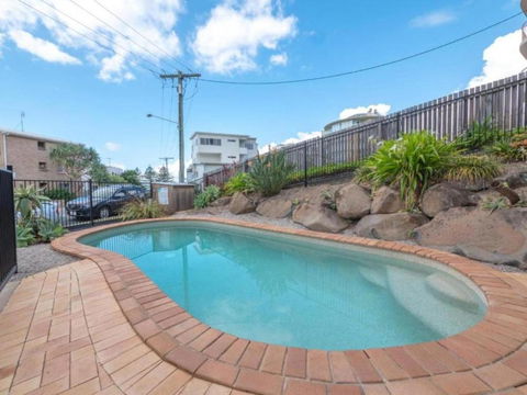 Sandalwood Unit 1 66 Lower Gay Tce - Hotels Melbourne 3