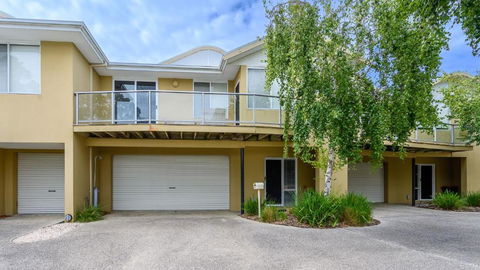 Sandpiper 9 - Close To Town And Beach - Hotels Melbourne 0