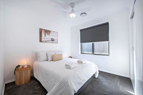 Sandstone - Family Entertainer, Refined Living - Hotels Melbourne 1