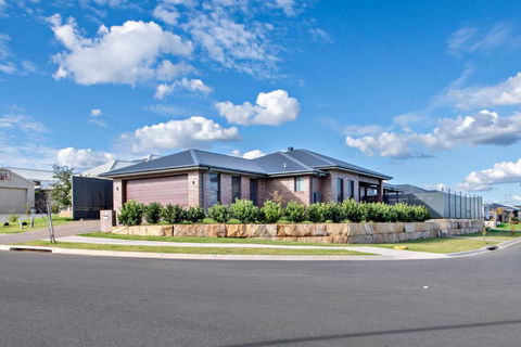 Sandstone - Family Entertainer, Refined Living - Hotels Melbourne 3