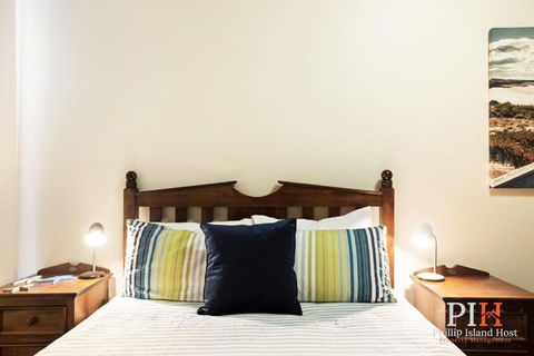Sandy Bay Getaway W Spa 4 Bdr - Hotels Melbourne 2
