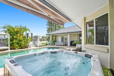 SEACLUSION 5 Bed Waterfront, Sleeps 12 - Hotels Melbourne 3