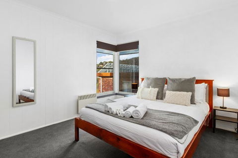 Spectacular Views - One Bedroom Unit - Free Parking - Free WIFI - Hotels Melbourne 2