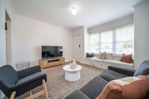 Surfs Up At Somerton Park - Hotels Melbourne 3
