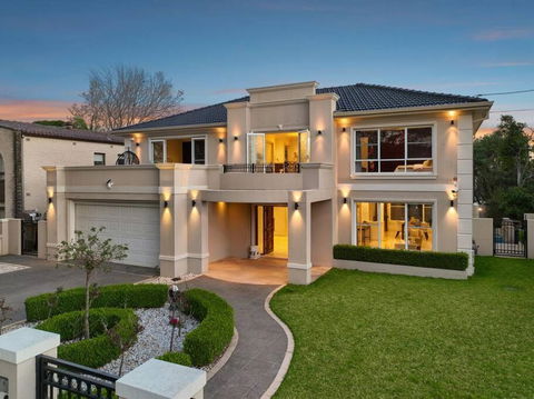 Sydney Strathfield 4 Bed Luxury House With Pool - Hotels Melbourne 3
