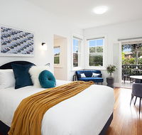 Beautiful Studio in Heritage Building with Balcony - Hotels Melbourne