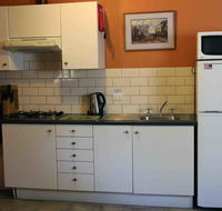 Beedelup House Cottages - Hotels Melbourne