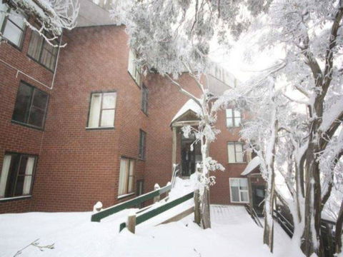 Beehive 18 - Hotels Melbourne 0