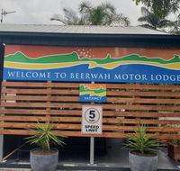 Beerwah Motor Lodge - Hotels Melbourne