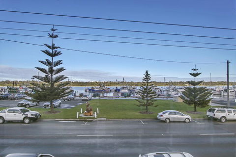 Bellevue On The Lakes - Hotels Melbourne 1