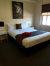 Book Hay Accommodation Vacations Hotels Melbourne Hotels Melbourne