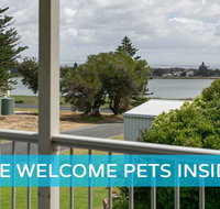 Big Stylish House with River Views Games Room  WiFI - Hotels Melbourne