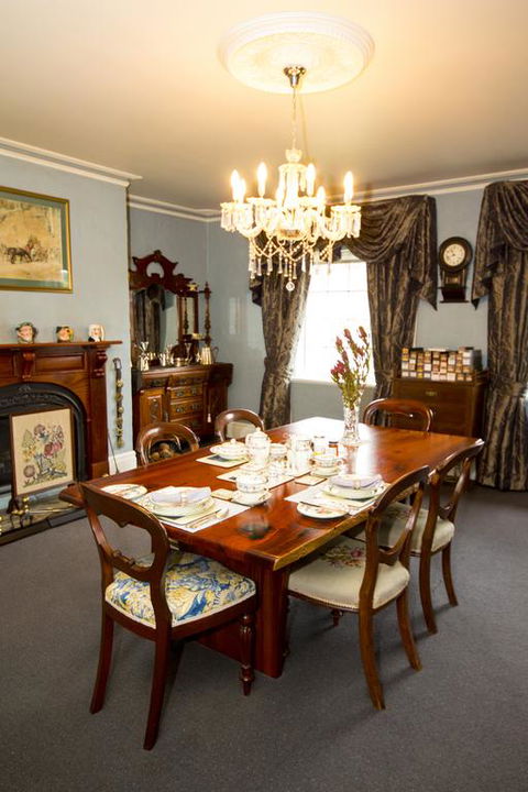 Blackwood Inn Innkeepers House - Hotels Melbourne 3
