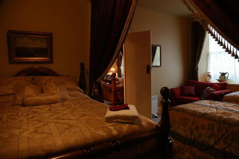 Blakes Manor Self Contained Heritage Accommodation - Hotels Melbourne 2