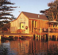 Boathouse - Birks River Retreat - Hotels Melbourne