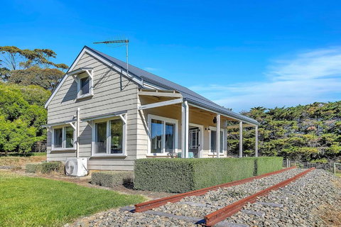 Time Out Train Station - Hotels Melbourne 0