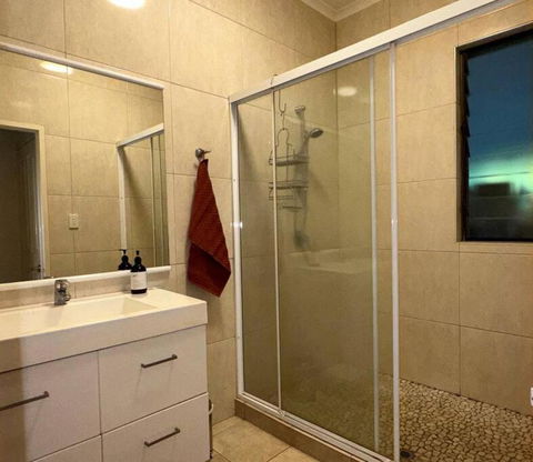 Howard Springs Tropical Getaway - Hotels Melbourne 1