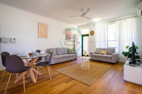Nightcliff Nest - Stylish 2BR Apt Near Foreshore - Hotels Melbourne 0