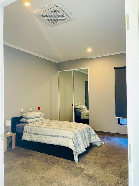 Berrimah Cozy Retreat - Hotels Melbourne 0