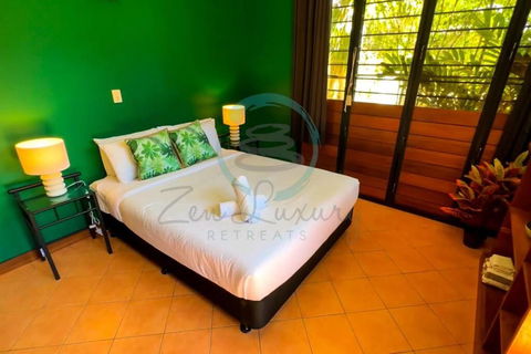 Zenhouse: 6-BR Balinese Tropical Oasis In Nightcliff Central - Hotels Melbourne 1