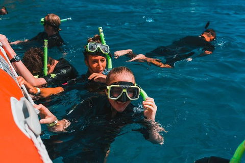 Whitehaven Beach And Hill Inlet Lookout Full-Day Snorkeling Cruise By High-Speed Catamaran - Hotels Melbourne 3