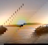 2-Night Whitsunday Islands All-Inclusive Sailing Tour from Airlie Beach - Hotels Melbourne