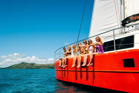 2-Night Whitsunday Islands All-Inclusive Sailing Tour From Airlie Beach - Hotels Melbourne 4