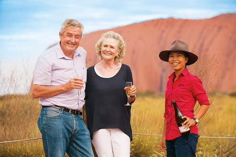 Ayers Rock 4 Tour Combo: Complete Uluru Base Walk At Sunrise, Valley Of The Winds At Sunrise, Kata Tjuta Sunset And Uluru Sunset - Hotels Melbourne 2