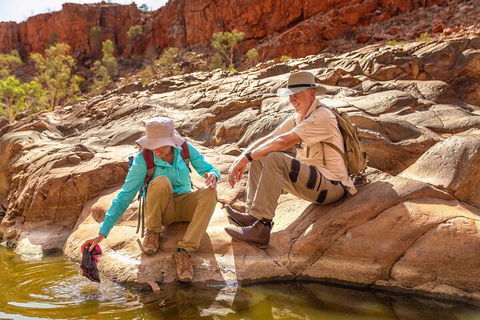 Private 9 Hour Walk And Waterhole Tour In West MacDonnell Ranges - Hotels Melbourne 1