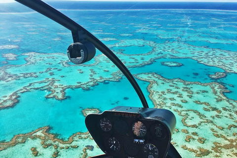 Reef & Whitehaven Landing - Hotels Melbourne 1