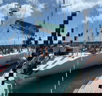 2-Night Whitsundays Sailing Cruise incl. Whitehaven Beach  Great Barrier Reef - Hotels Melbourne